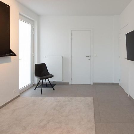 Villa Petit Mouche - Recently Renovated Villa Close To Beach Koksijde Esterno foto