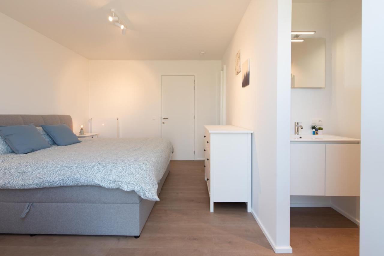 Villa Petit Mouche - Recently Renovated Villa Close To Beach Koksijde Esterno foto